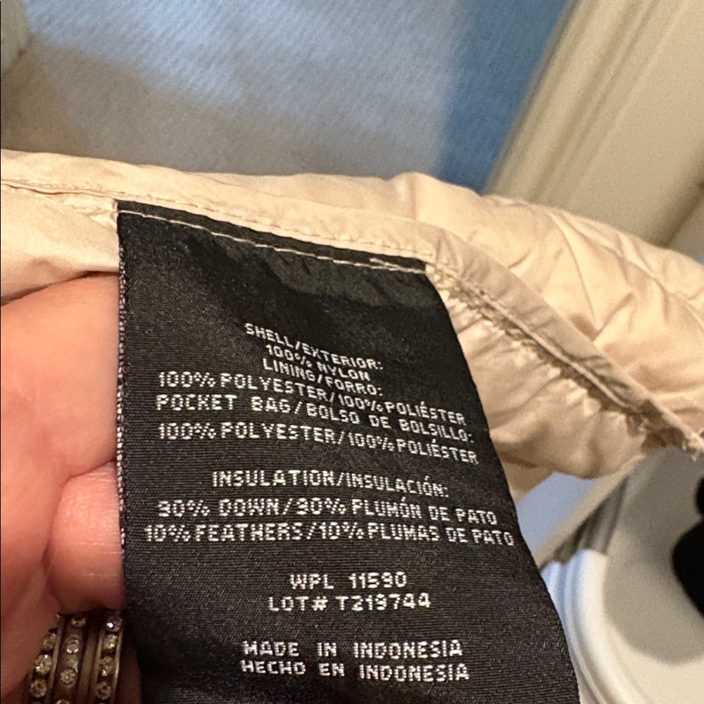 32 Degrees Women's down Light Tan Puffer Jacket - Picture 5 of 7